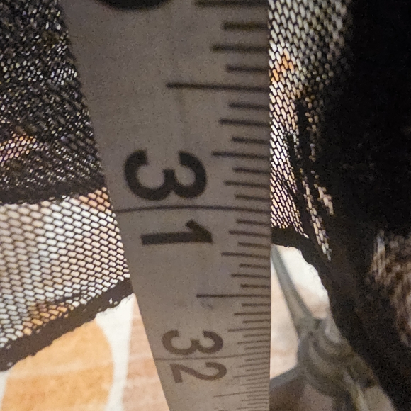 J Valdi Chic Black and White Floral Swim Coverup Sz Large - Picture 8 of 9